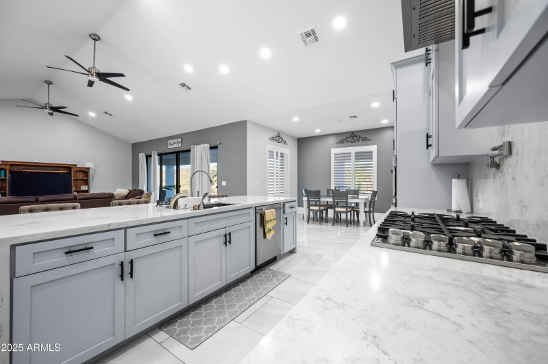 8017 S 143rd Ave Goodyear AZ 85338-92