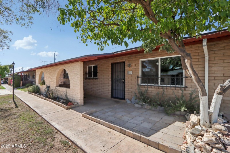 3-web-or-mls-N 16th St-2006-003