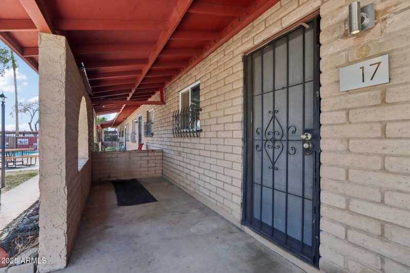 7-web-or-mls-N 16th St-2006-007