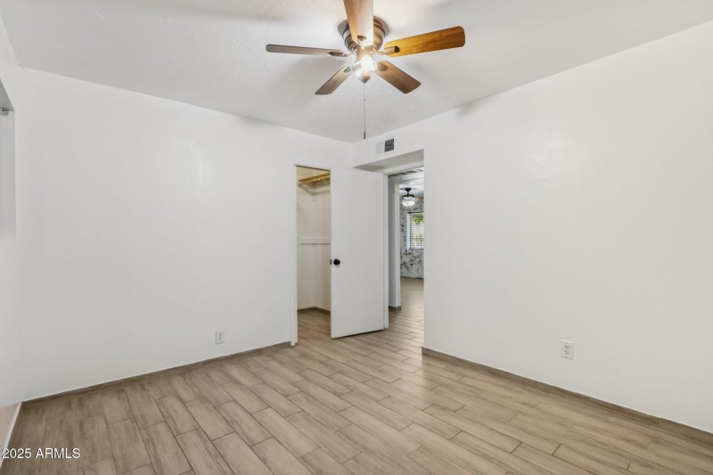 19-web-or-mls-N 16th St-2006-019