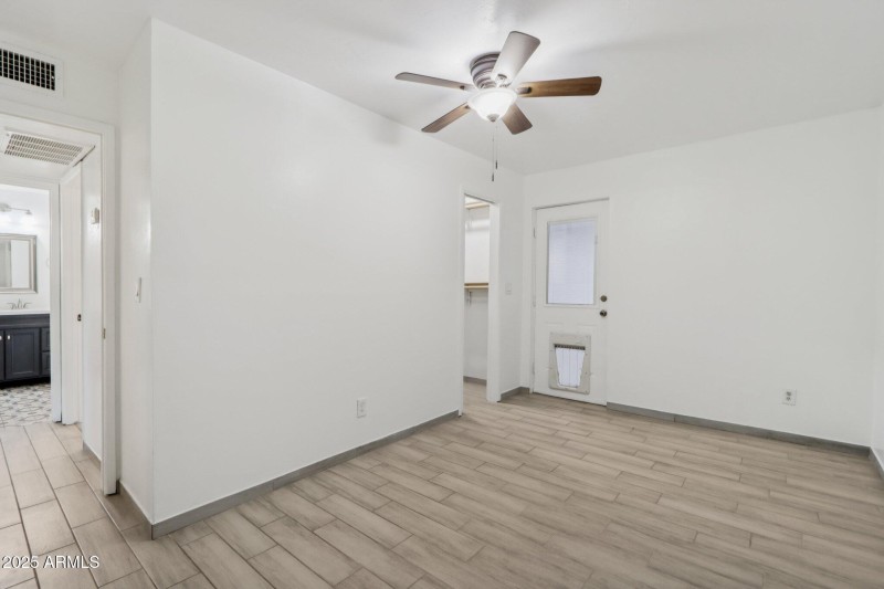 21-web-or-mls-N 16th St-2006-021