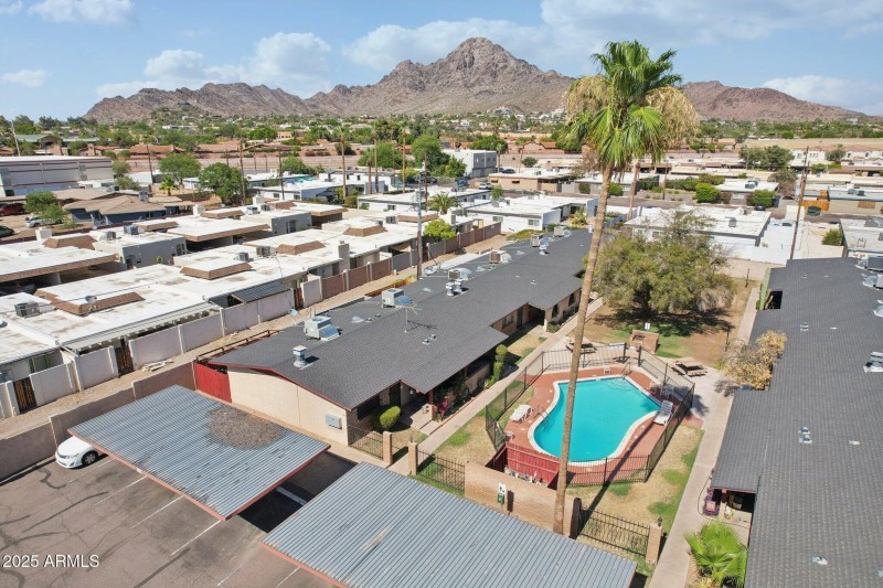 35-web-or-mls-N 16th St-2006-035