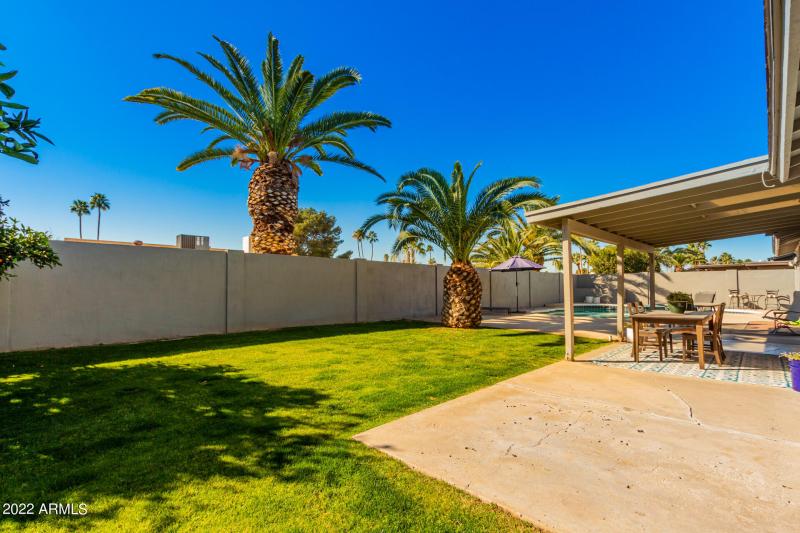 5337 E Gelding Backyard view 2