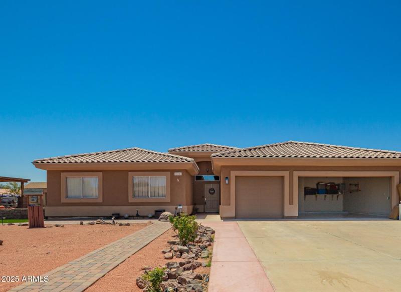 02 - San Miguel.JPG crop