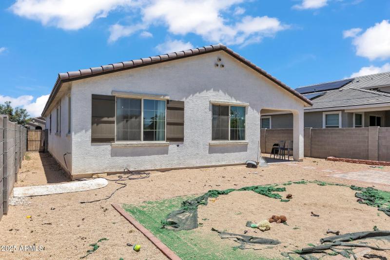 12375_W_Whyman_Ave24