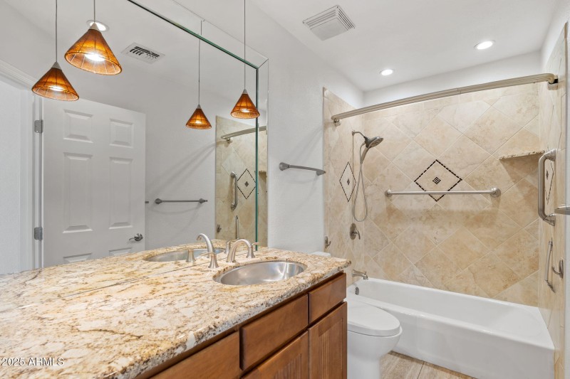 UPDATED ALL BATHROOM