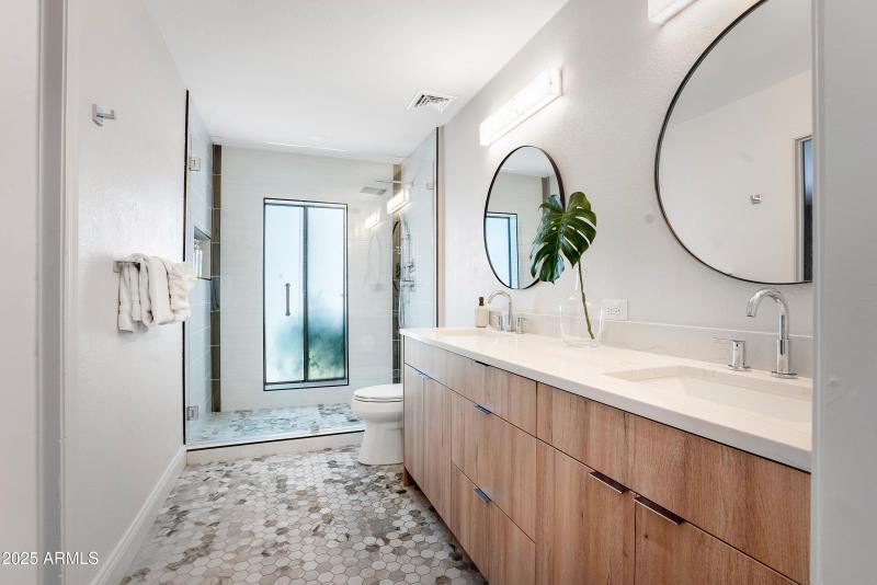 Primary Bedroom Bathroom