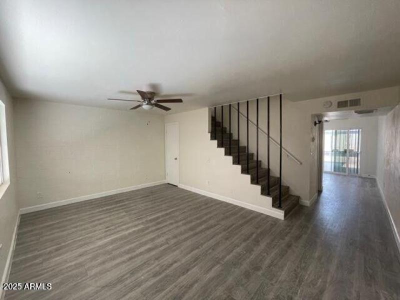 20210915040651860093000000-o