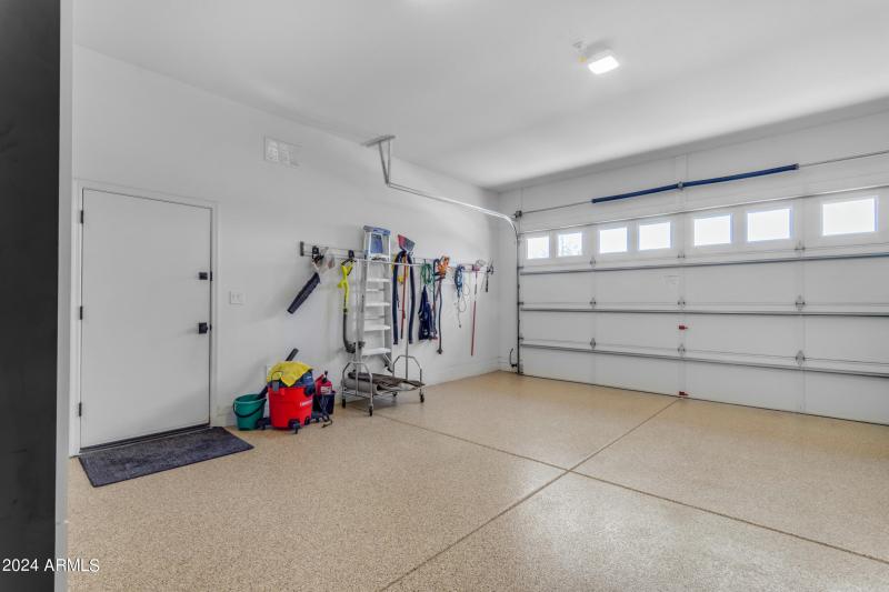 091_a4m_tom jovanovski