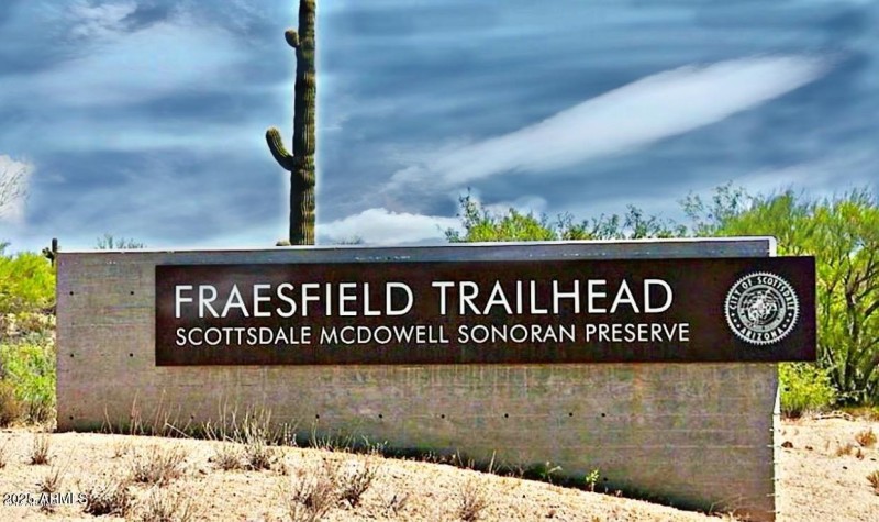 Fraesfield Trailhead