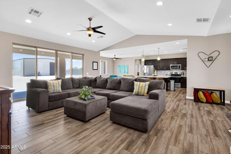 Vaulted Great Room Views