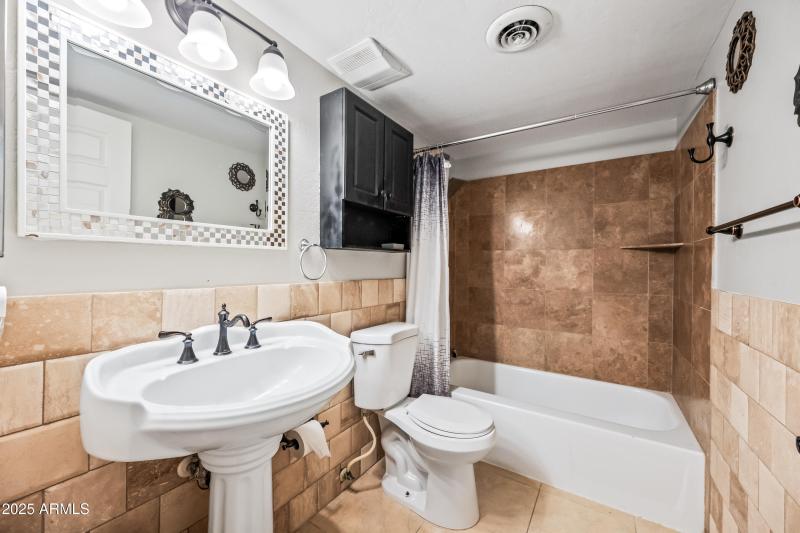 26-4630N68S242-ocupix