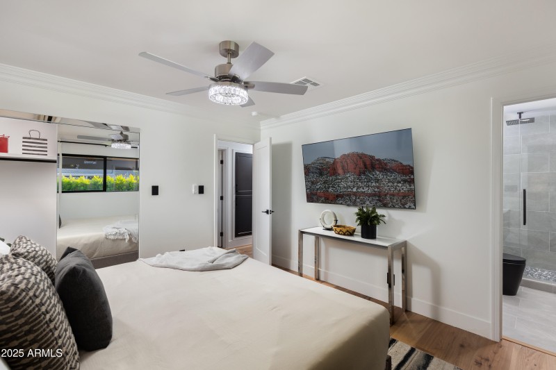 2ND BEDROOM EN-SUITE