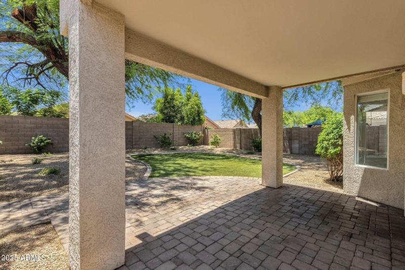 Covered Patio Entertaining Area