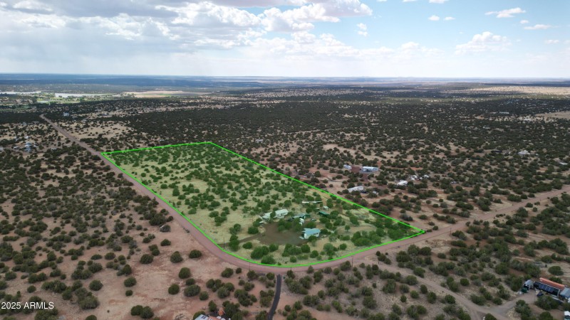 Sup. with green1 (002)