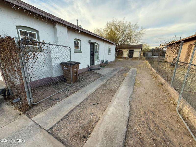 WhatsApp Image 2025-01-24 at 4.56.25 PM