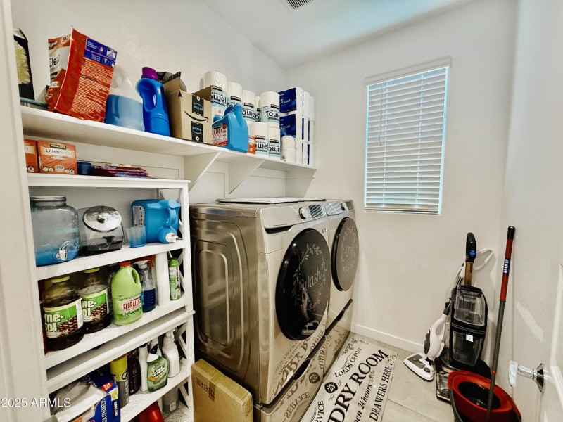 1717CFEA-1719-4503-977C-6DB18F65821C_1_2