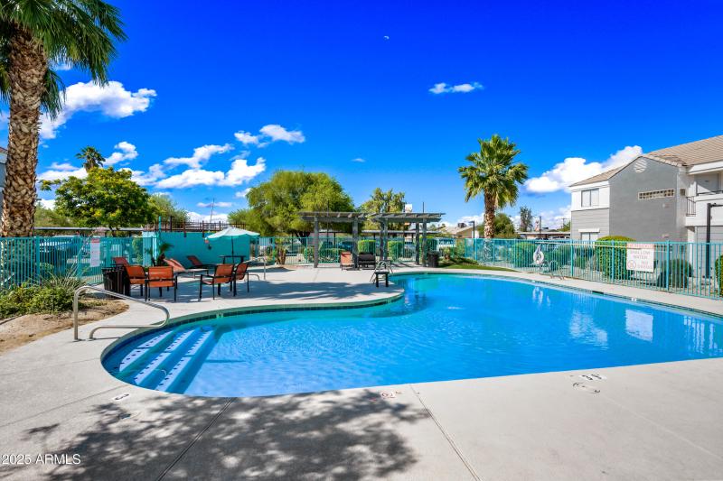 5EVA-3065N67A-ocupix-Comm-G-SS