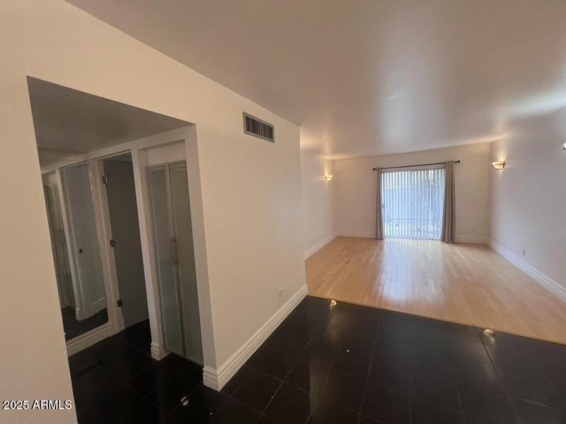 0A74139F-8EAF-43BF-B5DB-04B974C83505_1_1