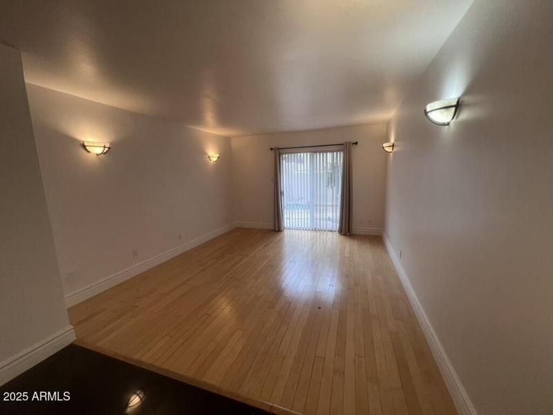 668744D6-91DF-4B66-970F-392C189CF8AA_1_1