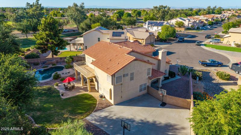 full basketball court