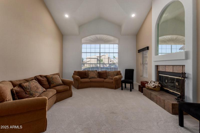 living room w/ fireplace