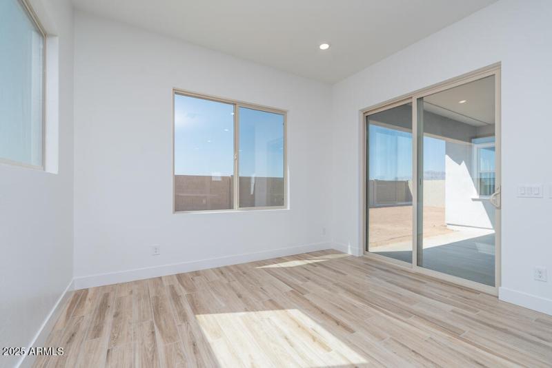 Tri Pointe Blossom Rock 490 - Dining-1ML