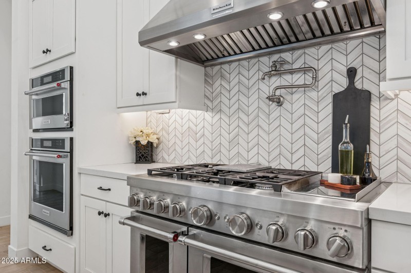 15-web-or-mls-19910-e-vallejo-st