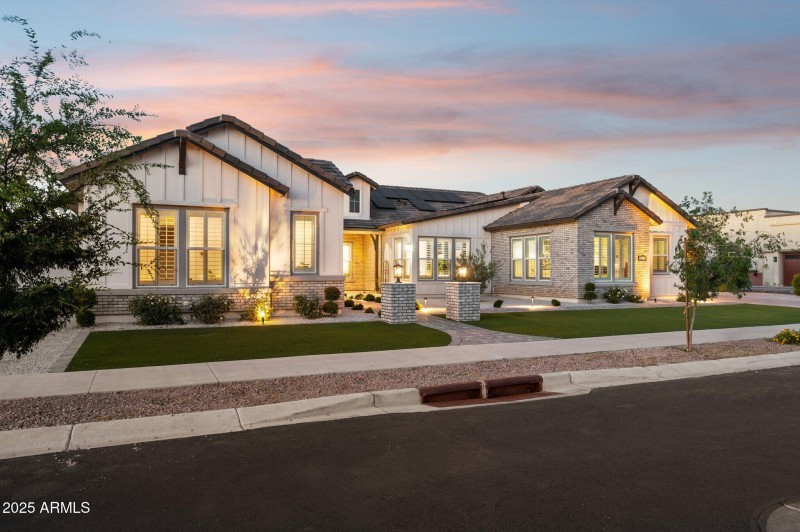 61-web-or-mls-19910-e-vallejo-st