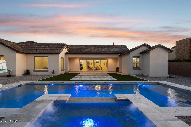 66-web-or-mls-19910-e-vallejo-st