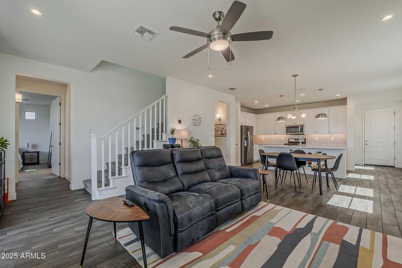 11-web-or-mls-Springfield-11