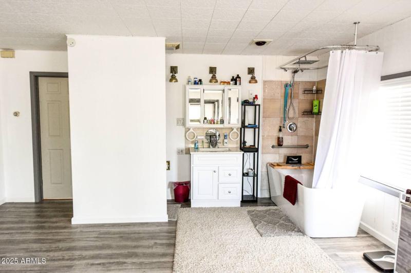 PRIMARY BATH1 - Copy