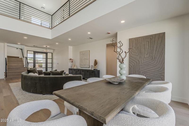 9-web-or-mls-Piccadilly-9