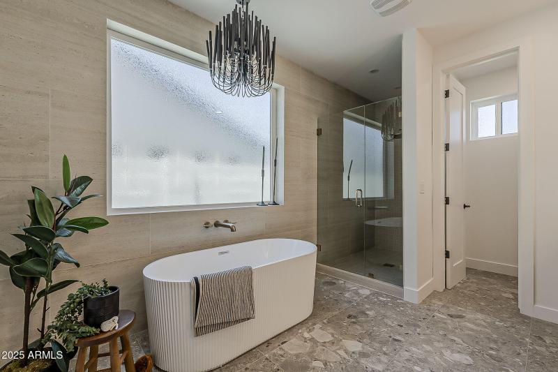 28-web-or-mls-Piccadilly-28