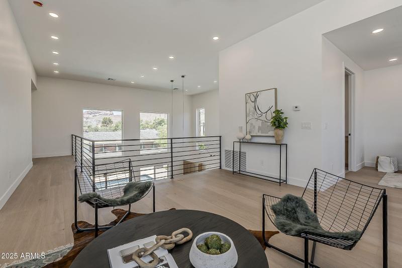 43-web-or-mls-Piccadilly-43