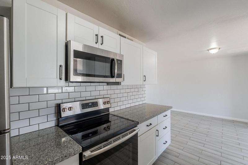 9-web-or-mls-North-9