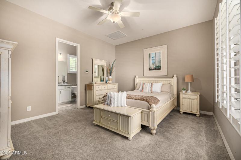 Separate Guest Casita