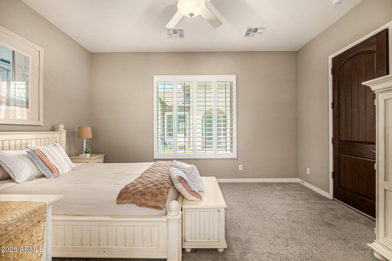 Separate Guest Casita