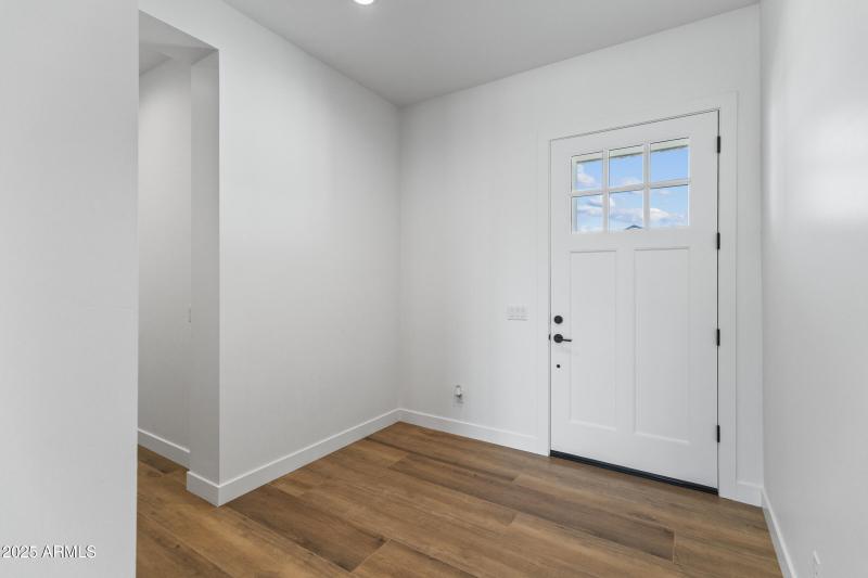 3989 E Freeman Ln-24