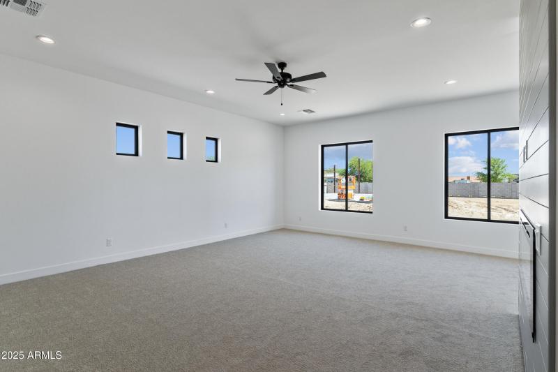 3989 E Freeman Ln-37