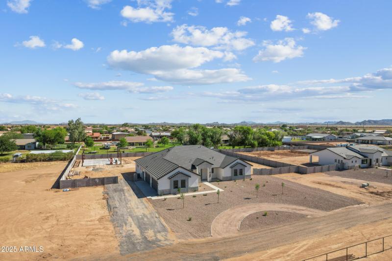 3989 E Freeman Ln-58