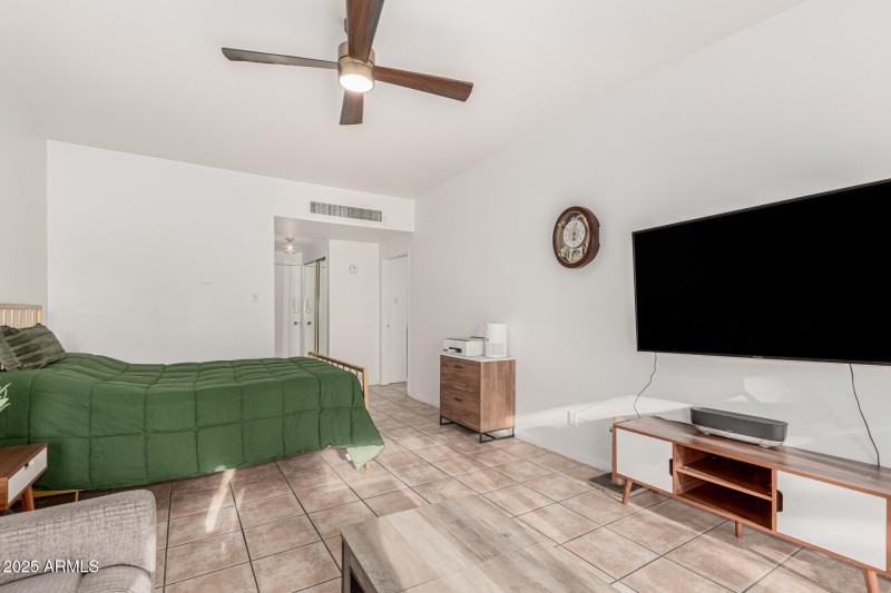 10 - Indian School 6125