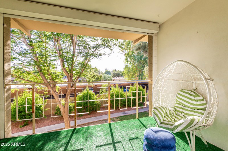 11 - Indian School 6125