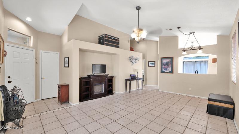 10-web-or-mls-P1085288