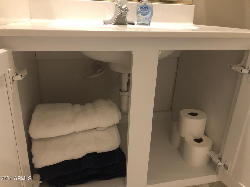 55ED18FC-AC30-49E0-A165-CC4E76BD558D