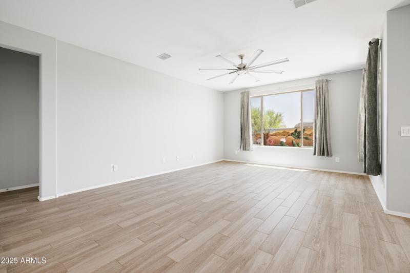 25727 north 161st_18