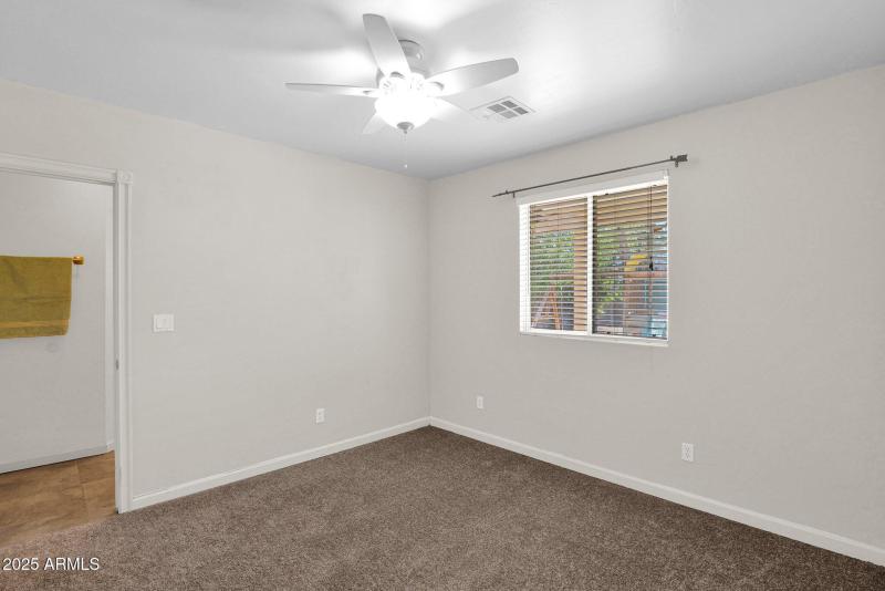 18-web-or-mls-P1234983