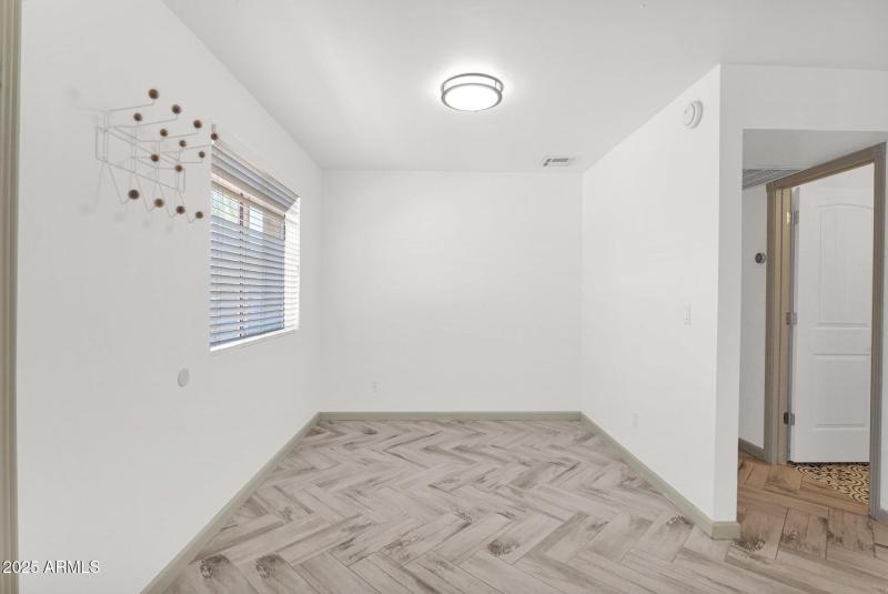 7-web-or-mls-P1234967