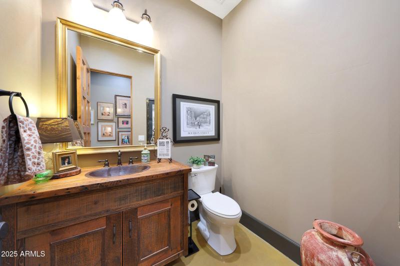 Half bath w/custom vanity