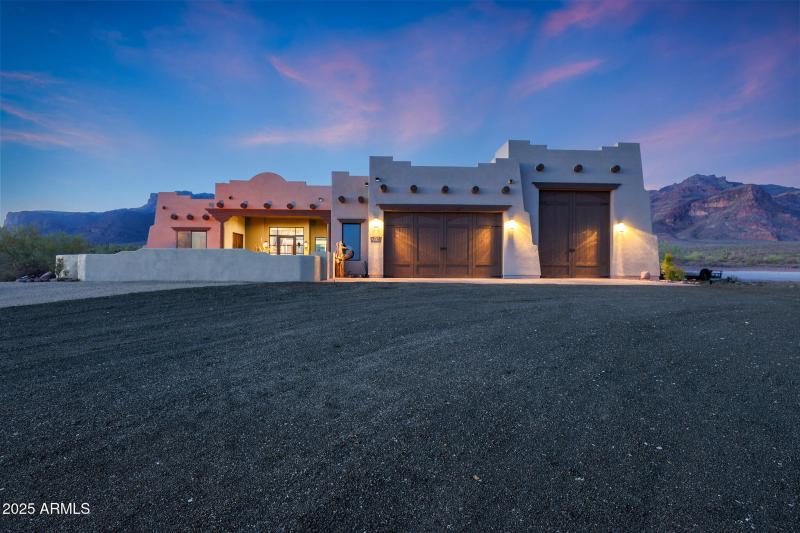 9300 E Bunny Ear Ln, Gold Canyon